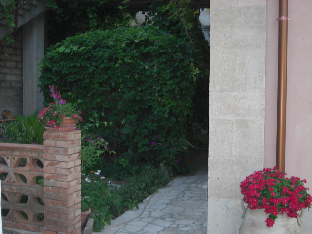 Albergo Villa Nobile Chiaramonte Gulfi Exterior photo